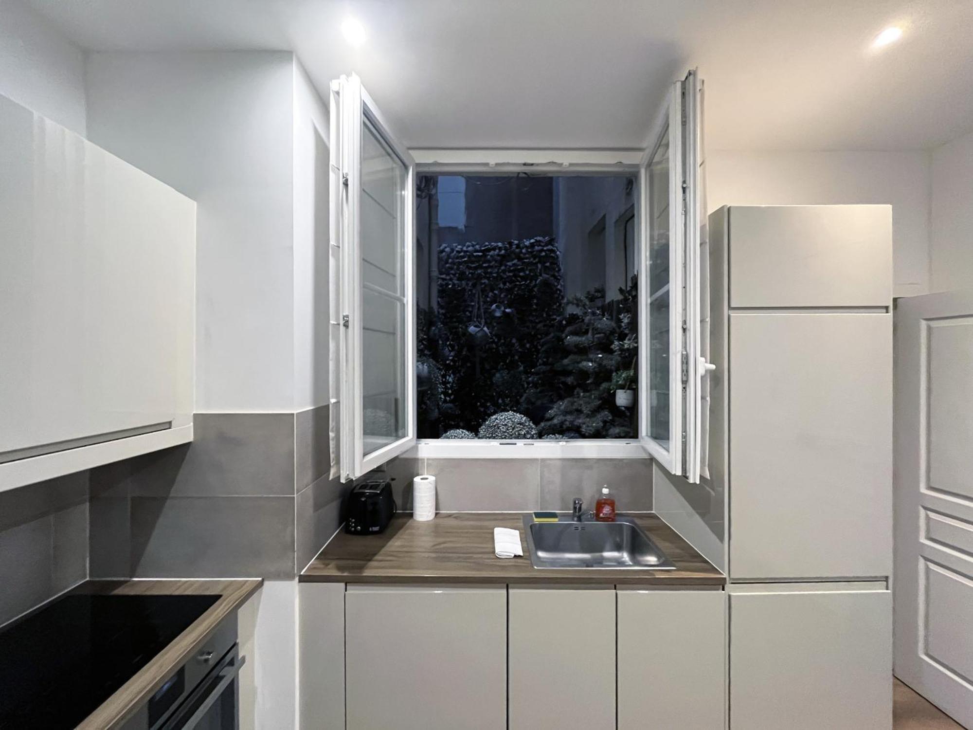 64-Luxury Flat Champs Elysees Париж Екстериор снимка