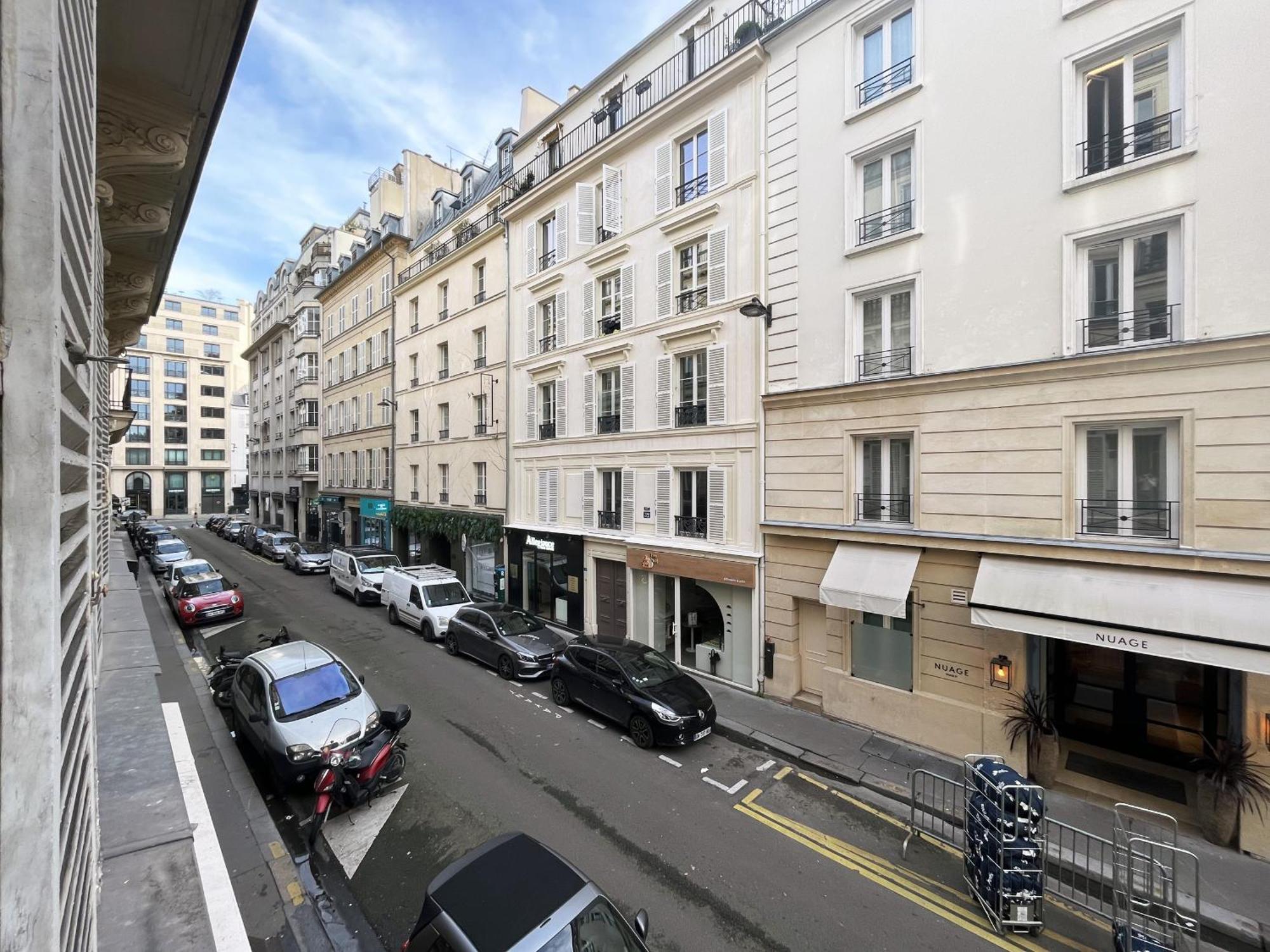 64-Luxury Flat Champs Elysees Париж Екстериор снимка