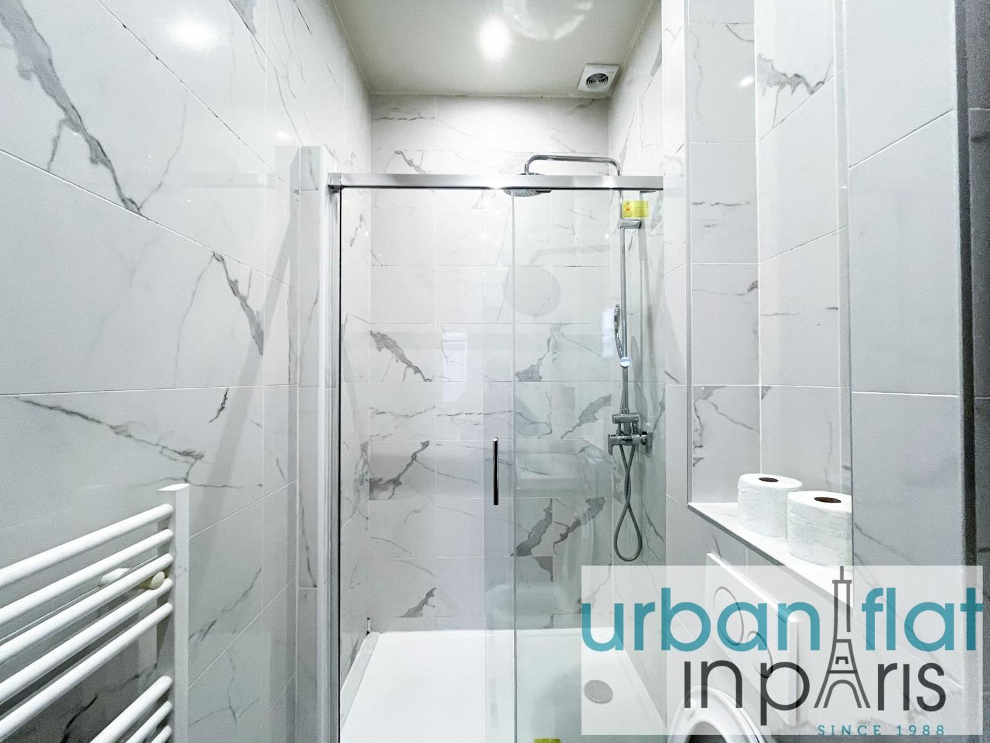 64-Luxury Flat Champs Elysees Париж Екстериор снимка