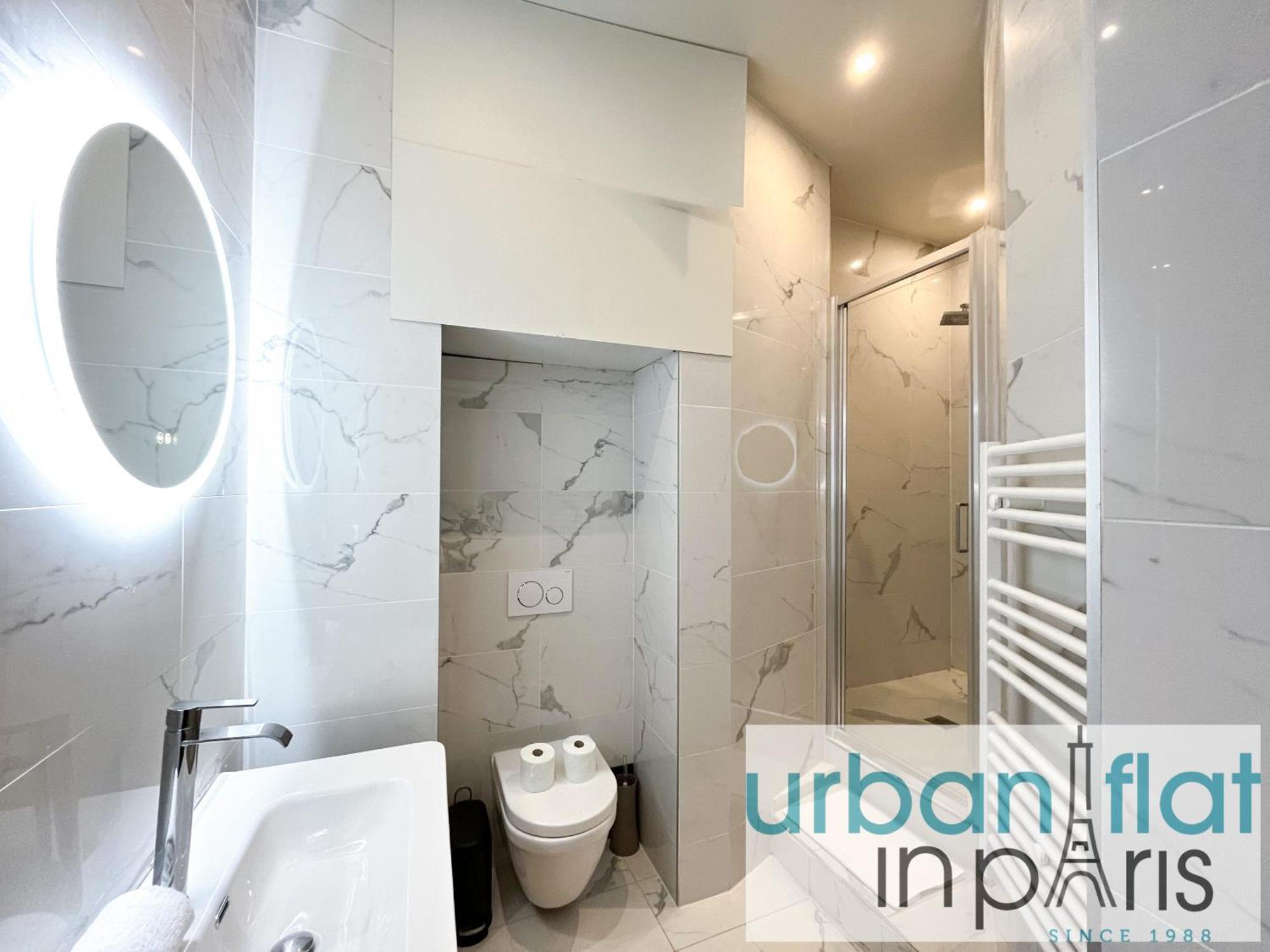 64-Luxury Flat Champs Elysees Париж Екстериор снимка