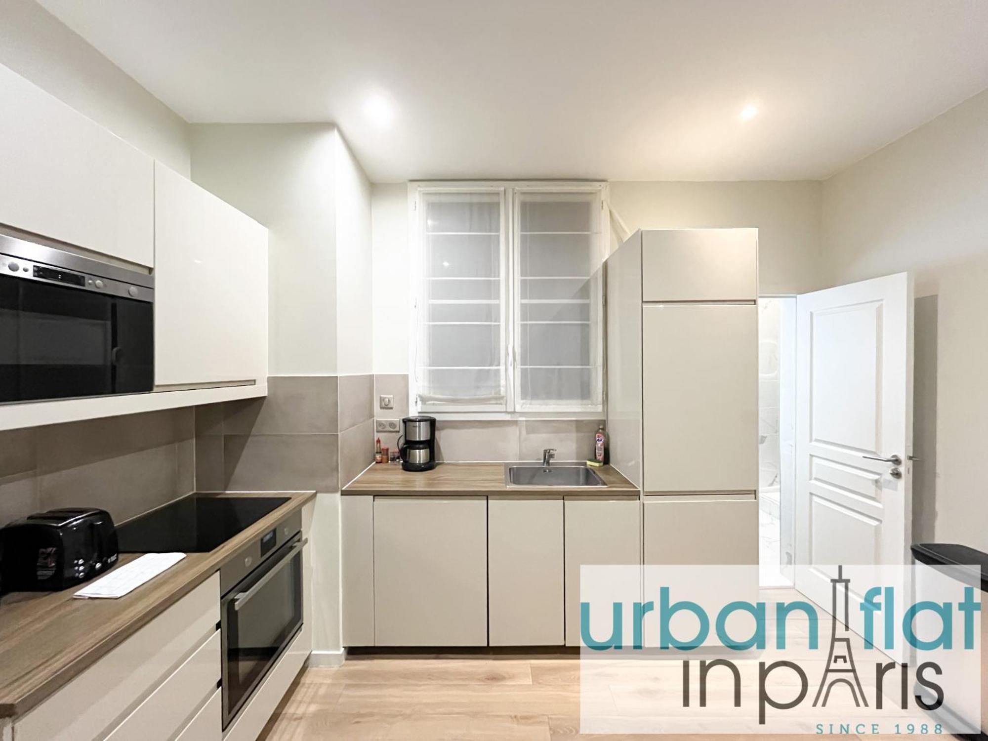 64-Luxury Flat Champs Elysees Париж Екстериор снимка
