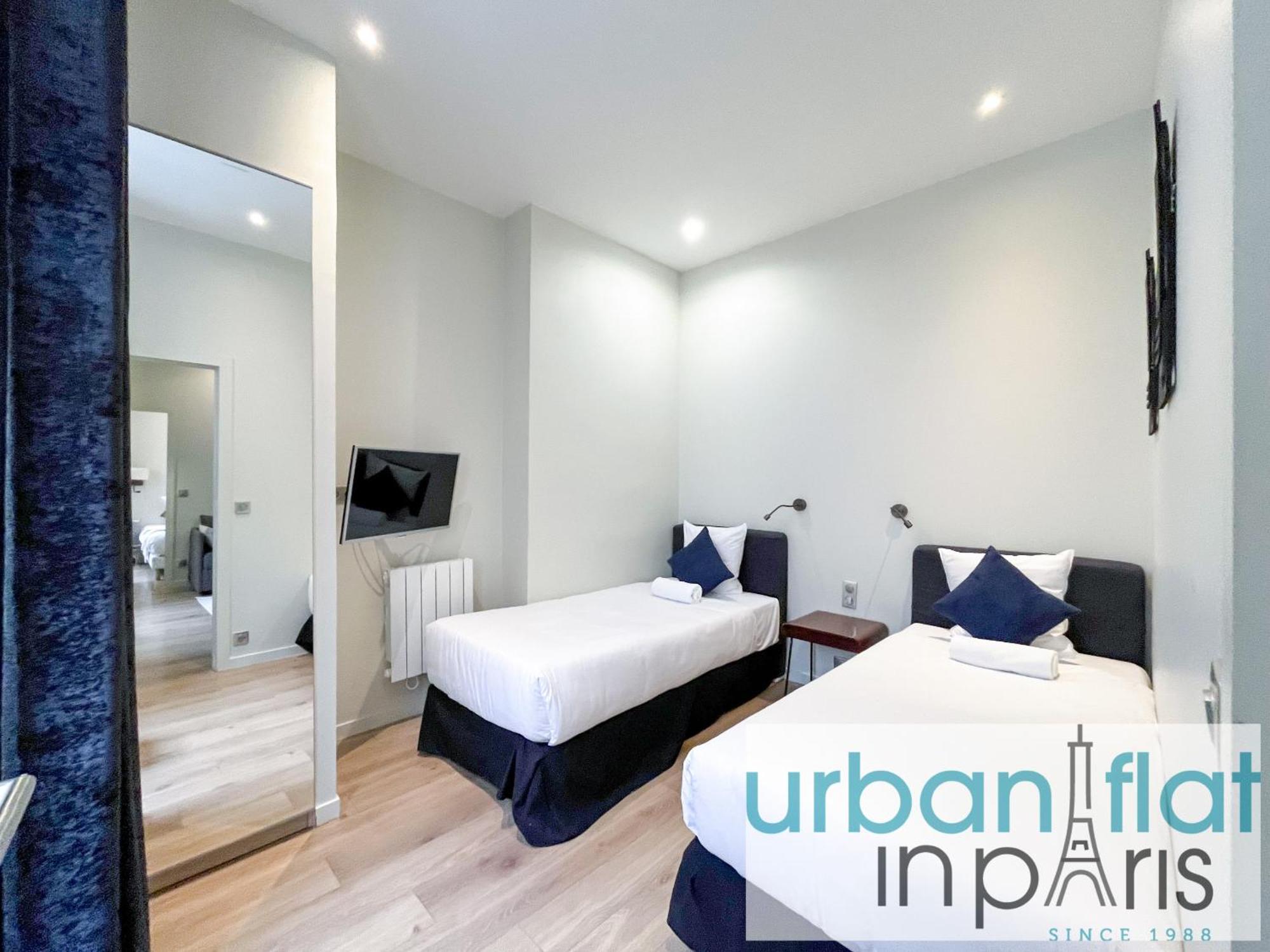 64-Luxury Flat Champs Elysees Париж Екстериор снимка