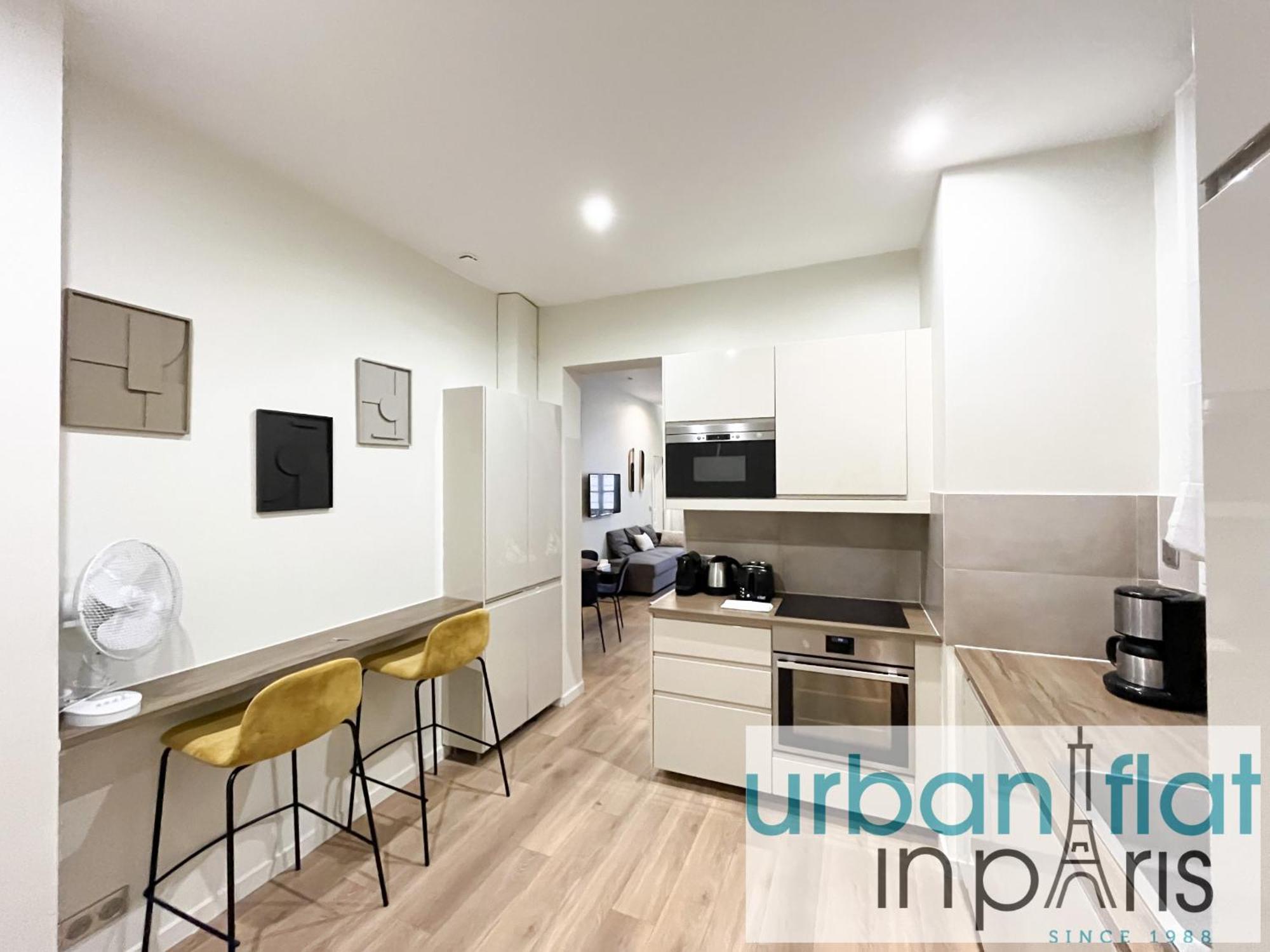 64-Luxury Flat Champs Elysees Париж Екстериор снимка