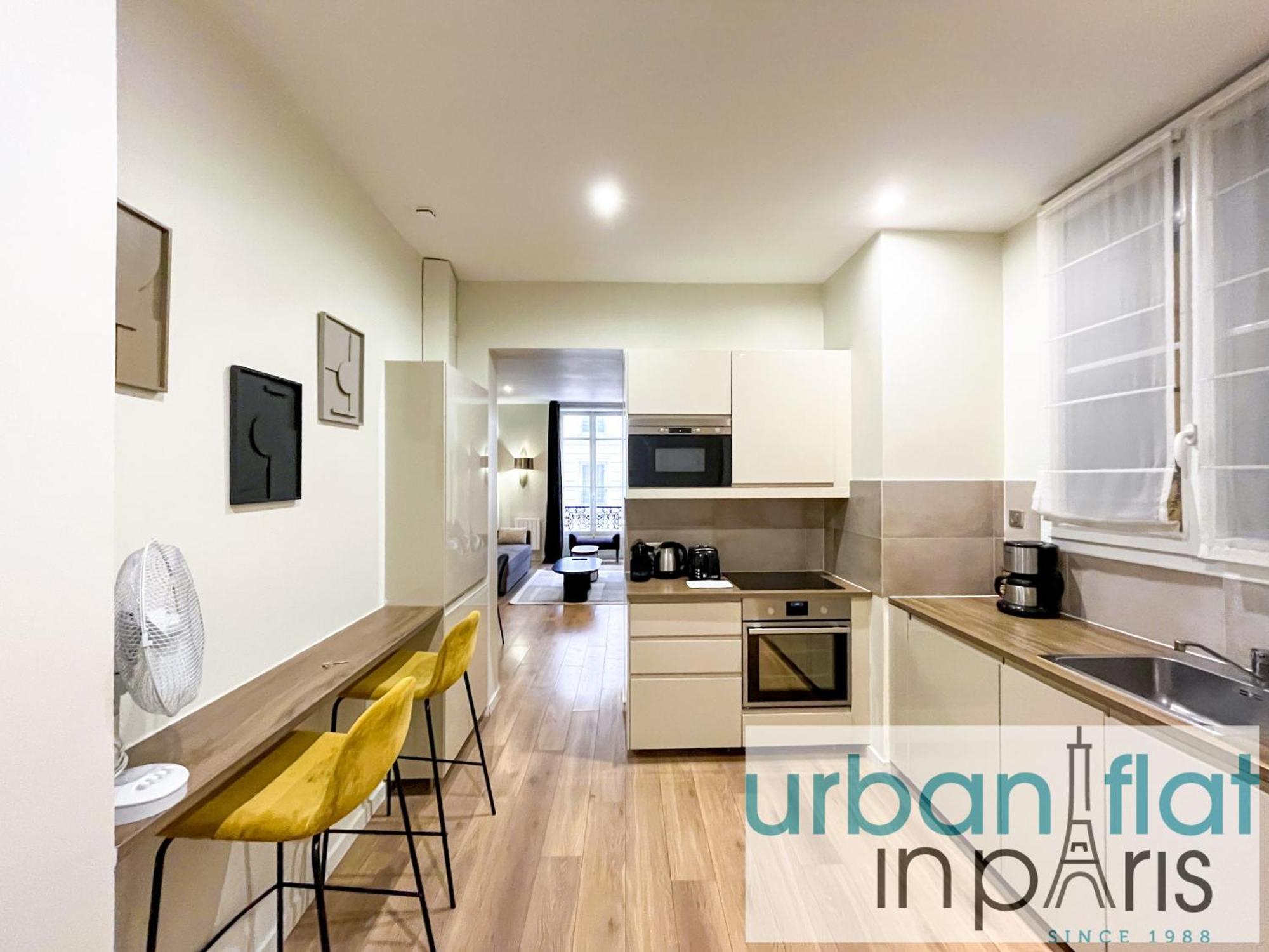 64-Luxury Flat Champs Elysees Париж Екстериор снимка